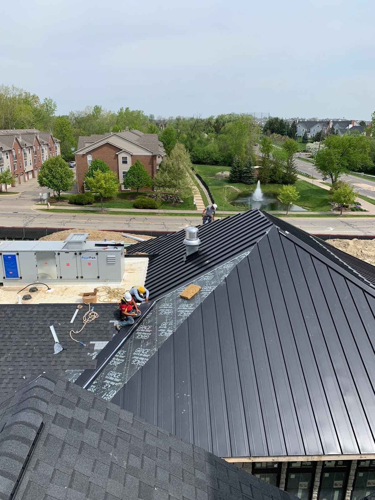 Steep roof plane with finished cladding at the ridge